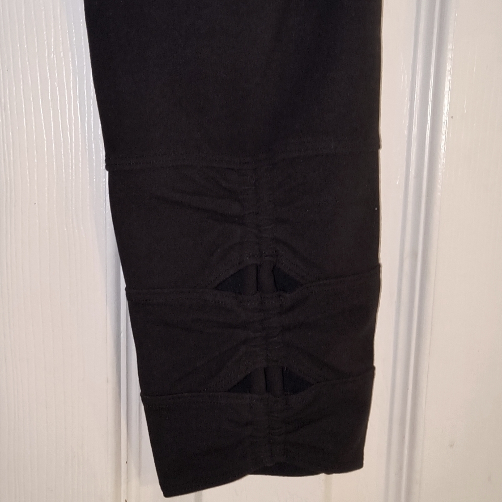 Athleta Girl Chit Chat Cinch Capri Size L 12 NWT - Picture 5 of 8
